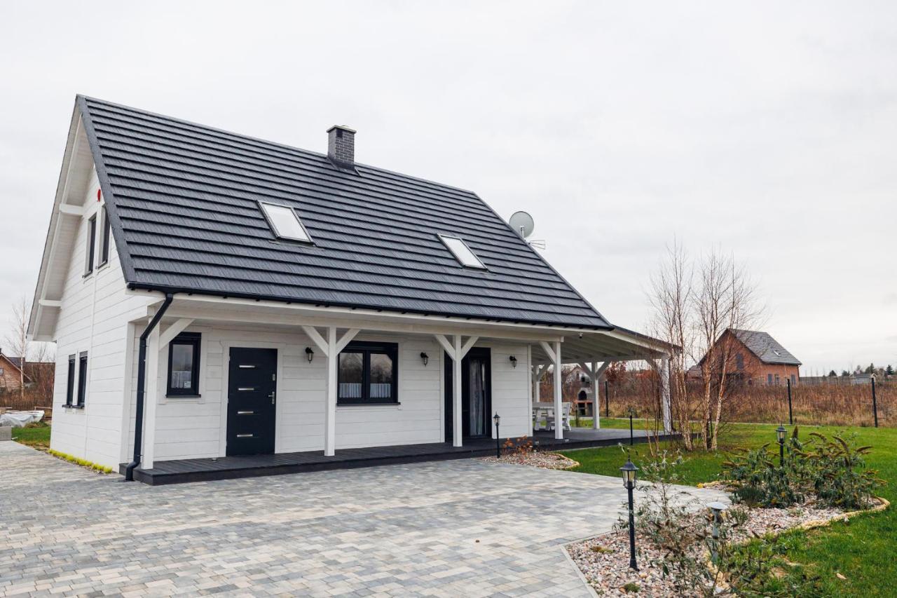 Dom Wakacyjny Baltic Home & Dom Baltic Home Garden Inn Zastan Exterior photo